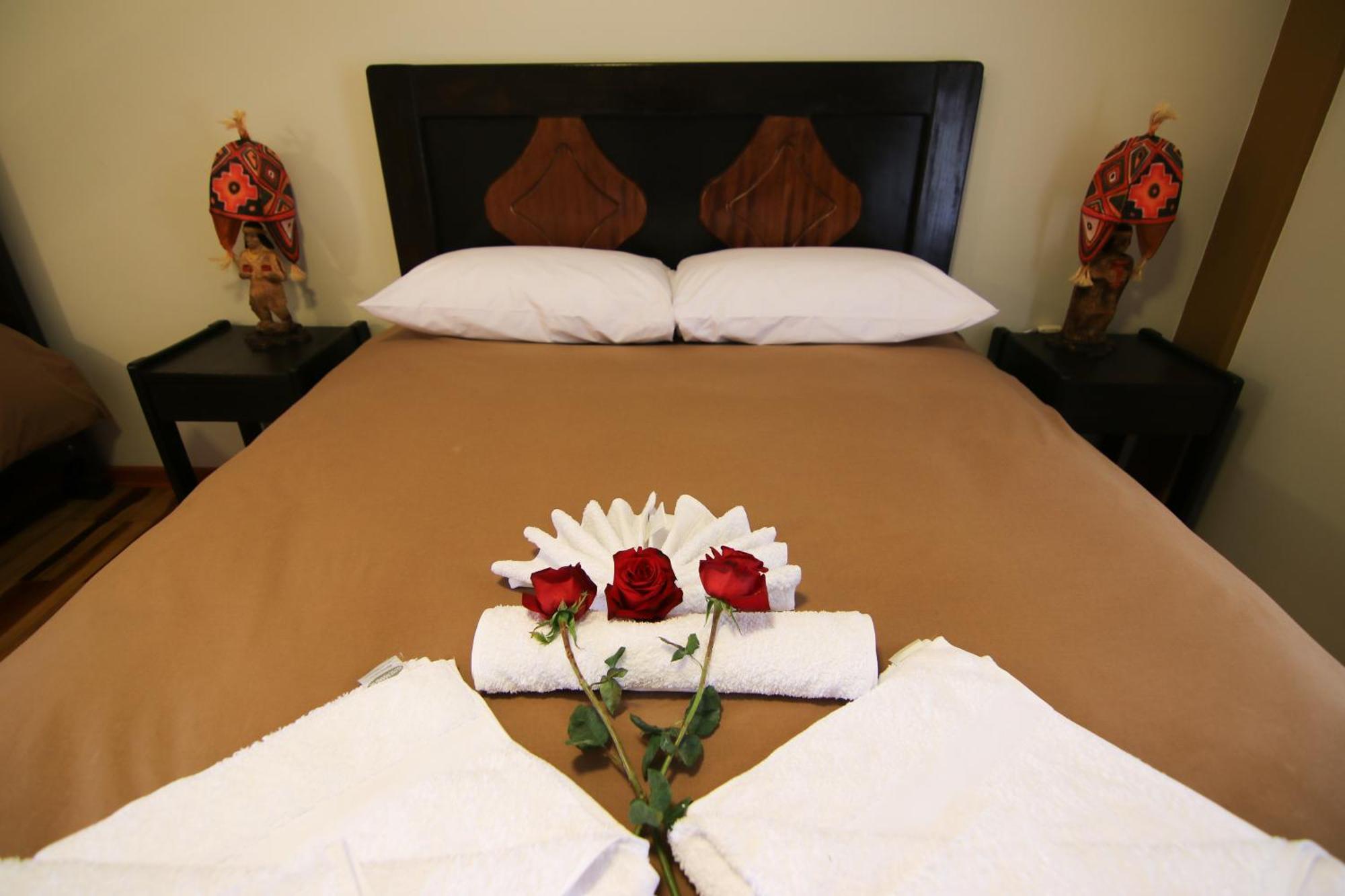 Tunupa Lodge Hotel Ollantaytambo Extérieur photo