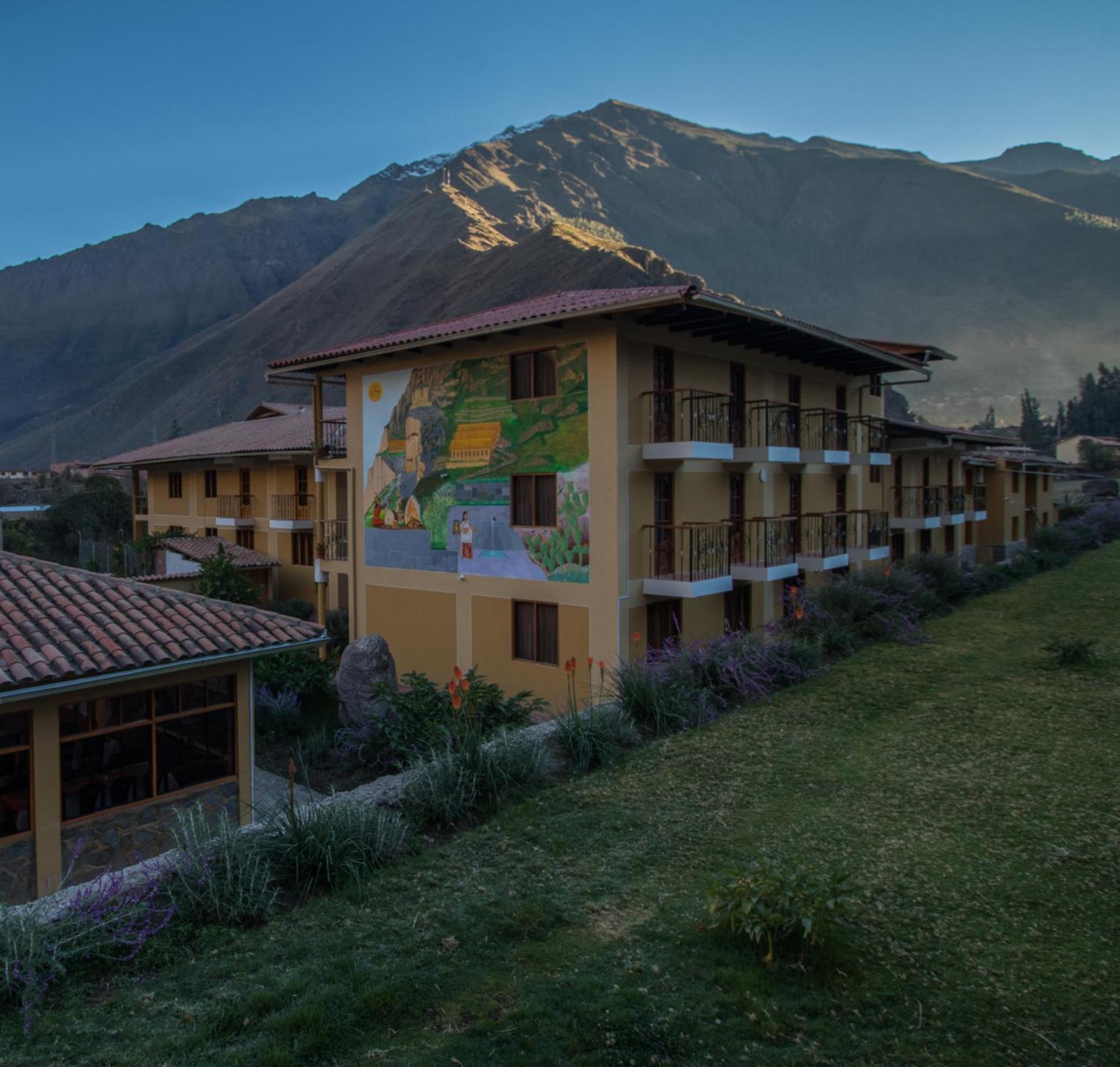 Tunupa Lodge Hotel Ollantaytambo Extérieur photo